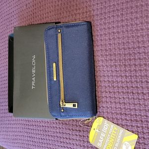 NWT in box Travelon wallet/wristlet